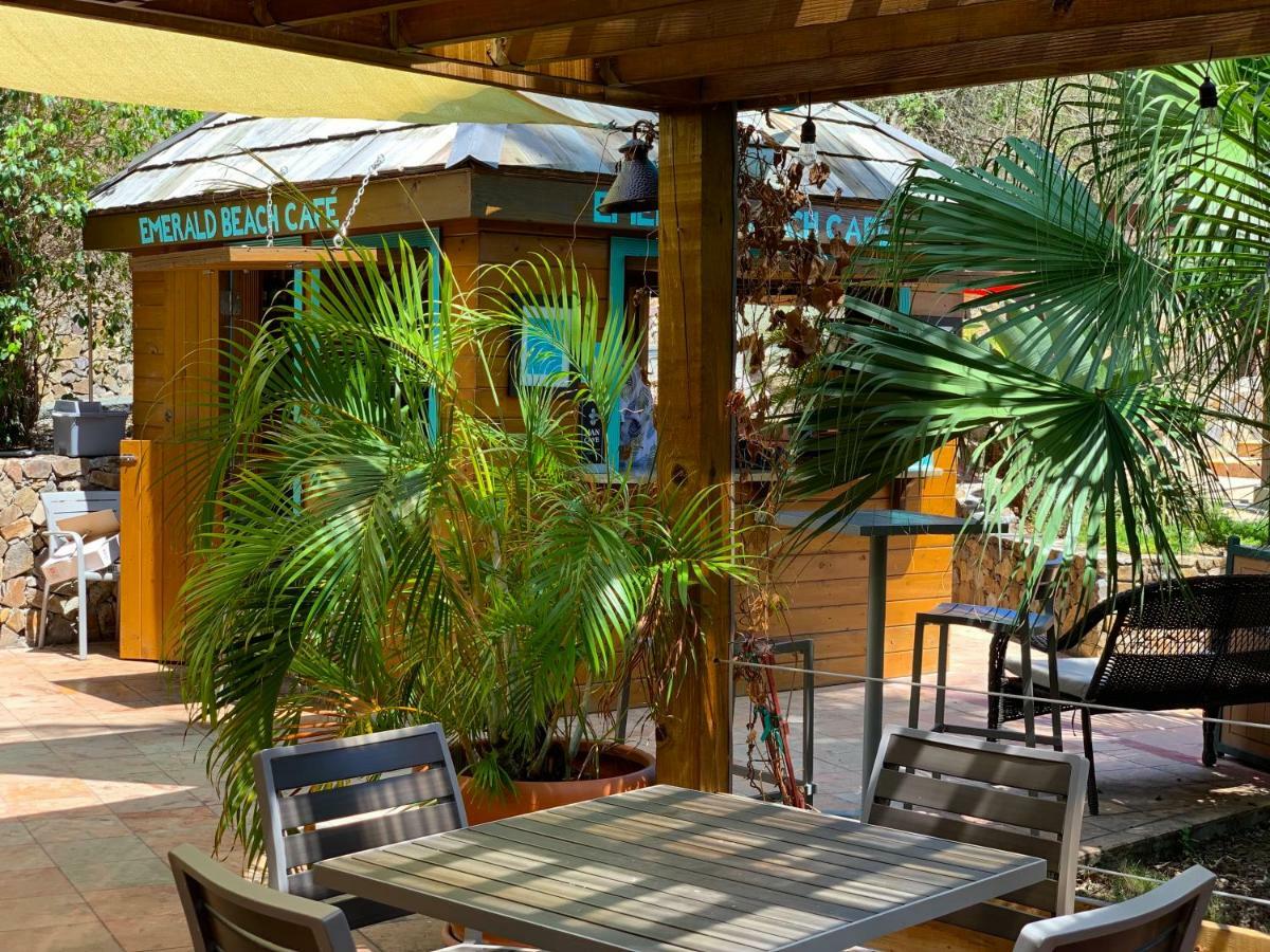 Emerald Beach Resort Altona Exterior photo